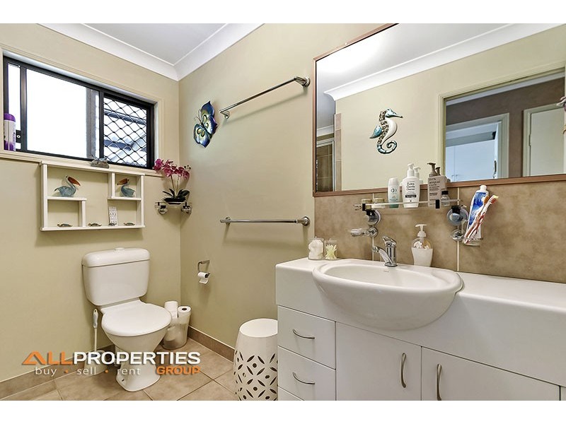 243-247 Bamboo Drive, Woodhill QLD 4285