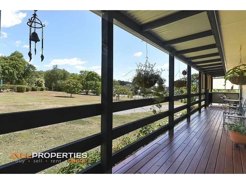 243-247 Bamboo Drive, Woodhill QLD 4285