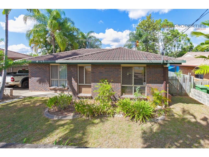 9 Cambridge St, Boronia Heights QLD 4124
