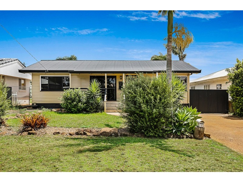 7 Wieck St, Newtown QLD 4350