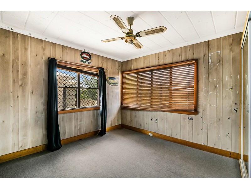 7 Wieck St, Newtown QLD 4350