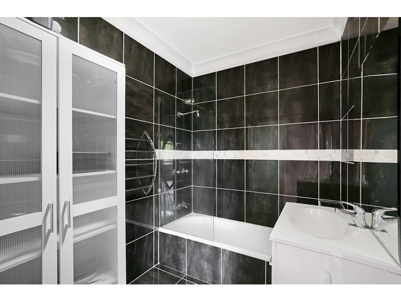 7 Wieck St, Newtown QLD 4350