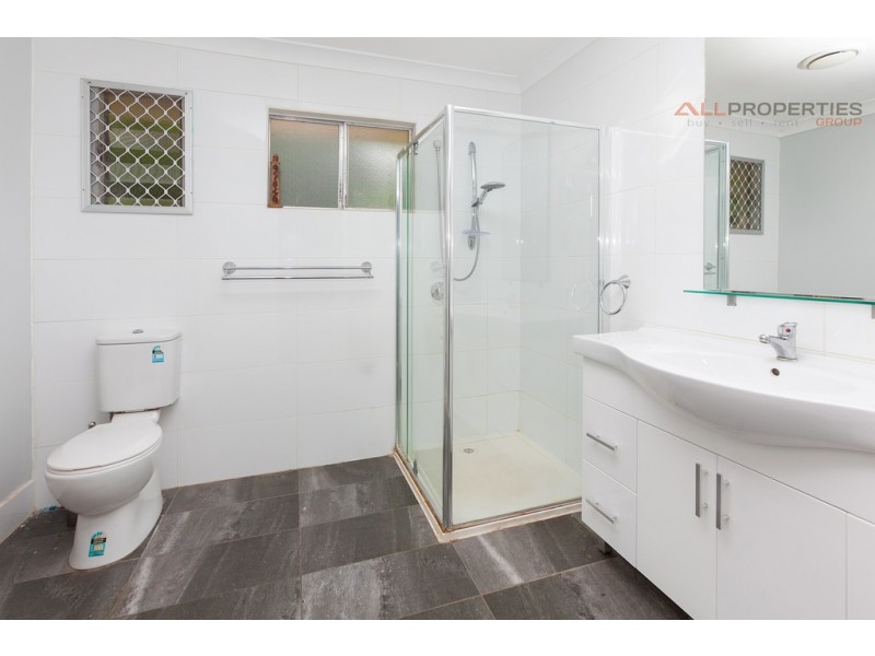 9 Lowanna St, Slacks Creek QLD 4127