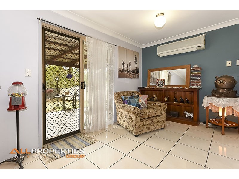 15 Melbury st, Browns Plains QLD 4118
