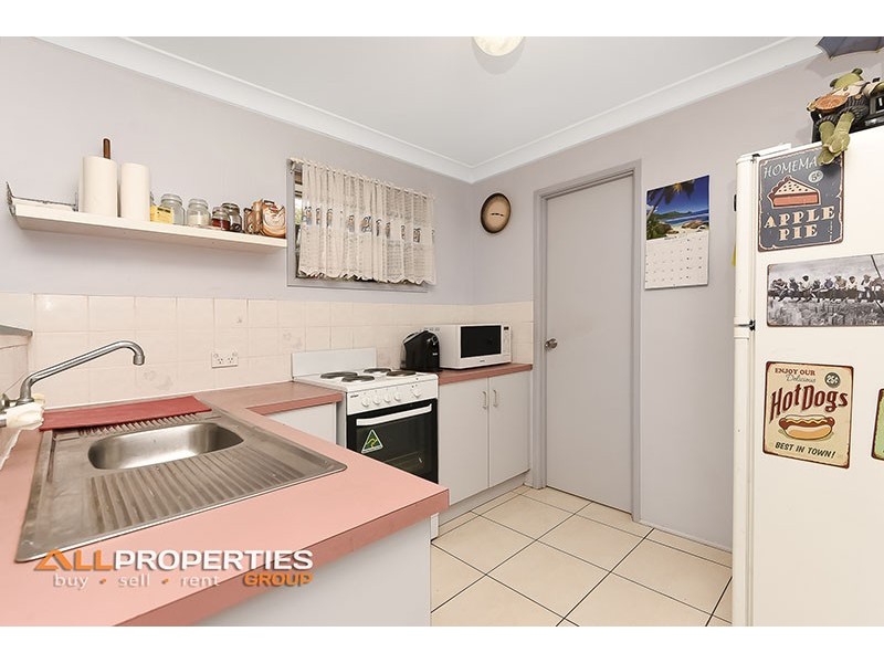 15 Melbury st, Browns Plains QLD 4118