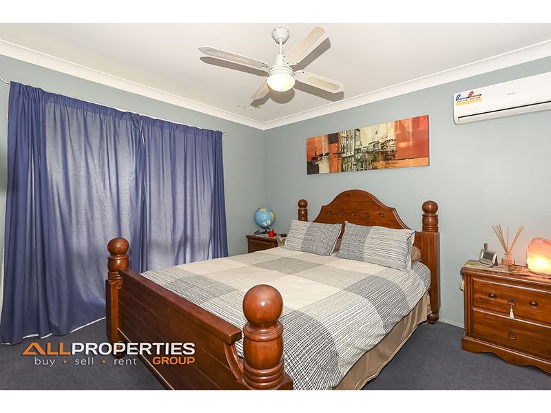15 Melbury st, Browns Plains QLD 4118