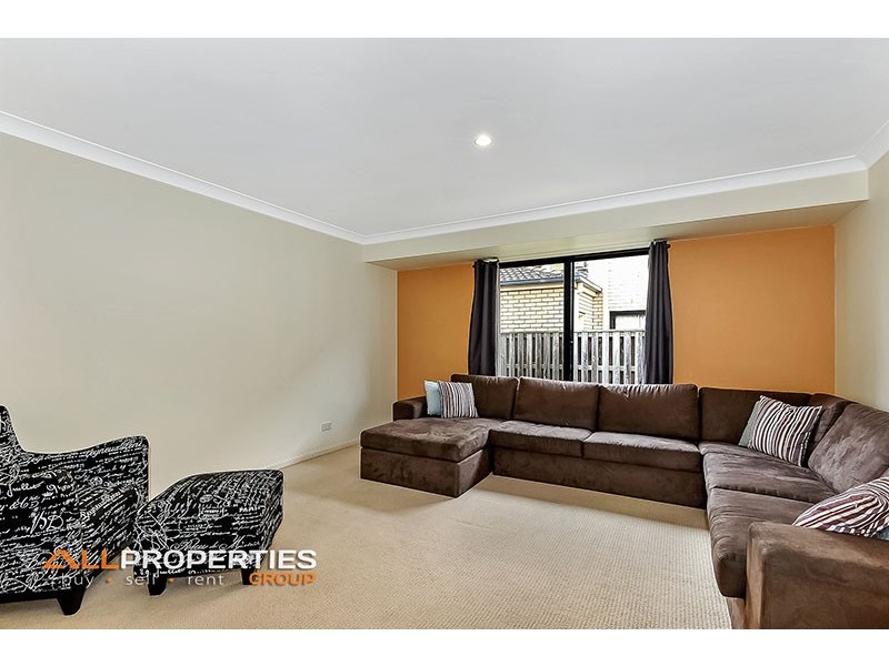 92 Wallum Drive, Parkinson QLD 4115