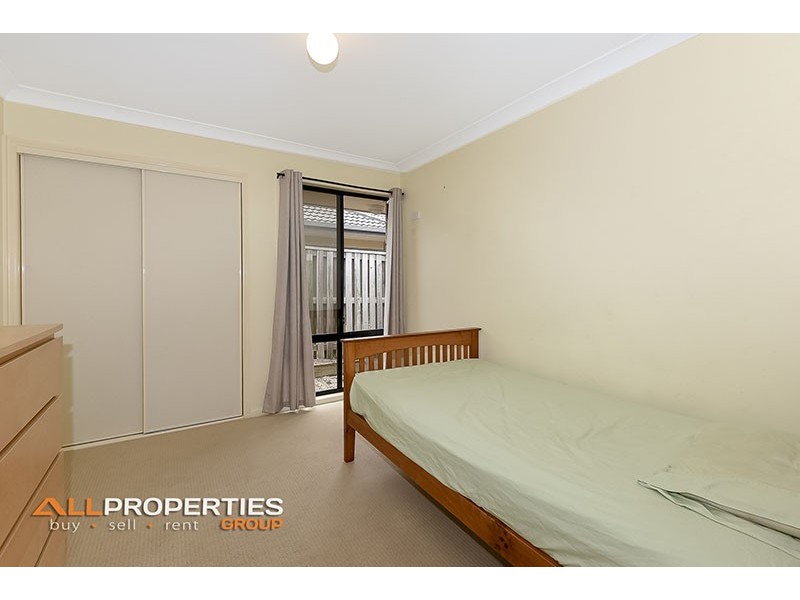 92 Wallum Drive, Parkinson QLD 4115