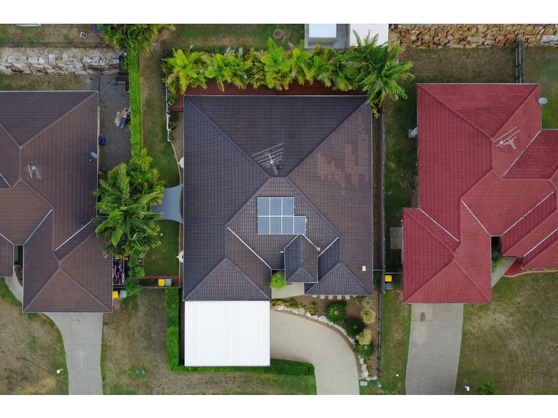 30 Holliday Drive, Edens Landing QLD 4207