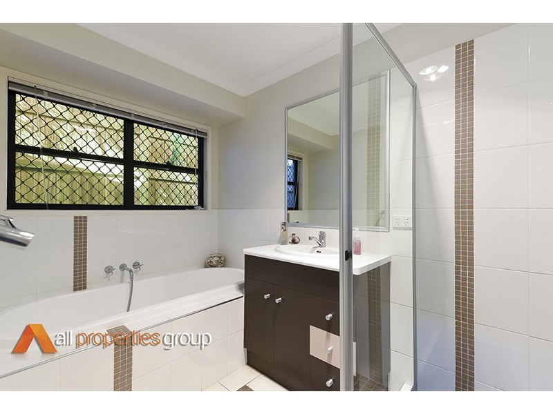 7 Elabana Place, Forest Lake QLD 4078