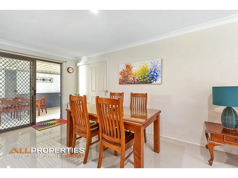 12 CLONMEL STREET, Regents Park QLD 4118