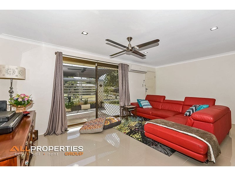 12 CLONMEL STREET, Regents Park QLD 4118