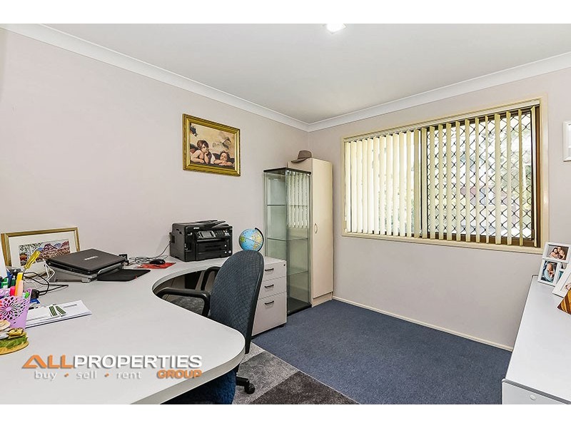 12 CLONMEL STREET, Regents Park QLD 4118