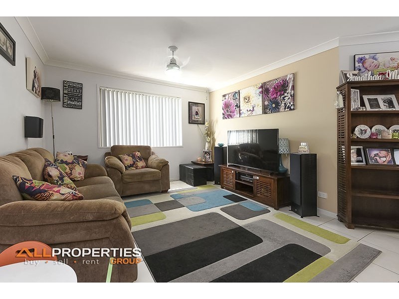 12 CLONMEL STREET, Regents Park QLD 4118