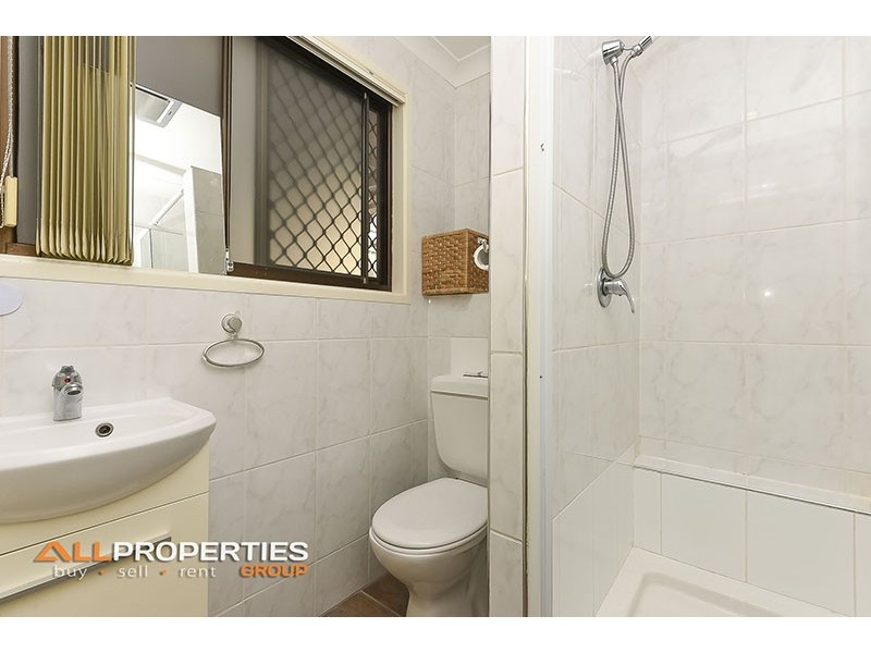 12 CLONMEL STREET, Regents Park QLD 4118