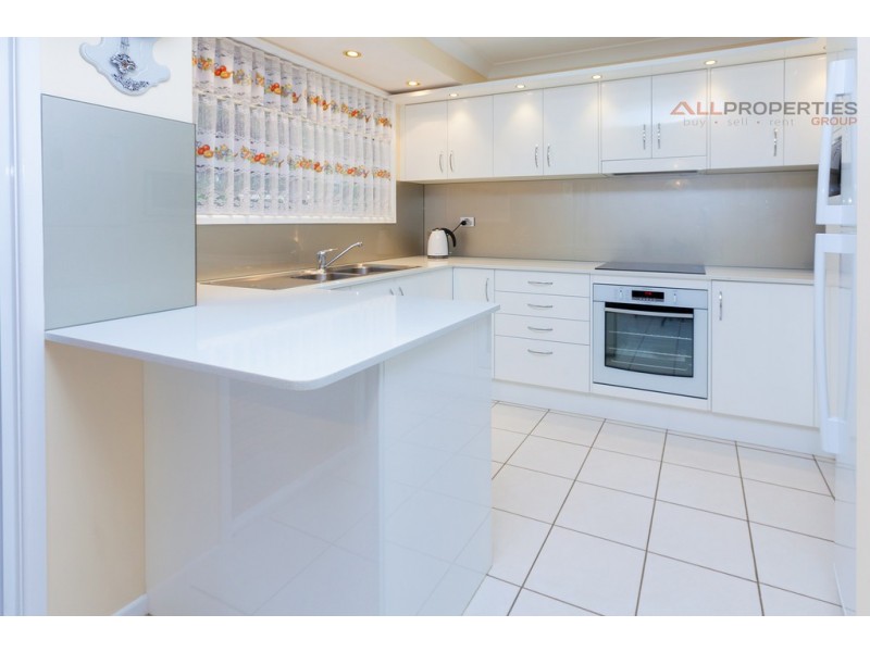49 Hickory Street, Marsden QLD 4132