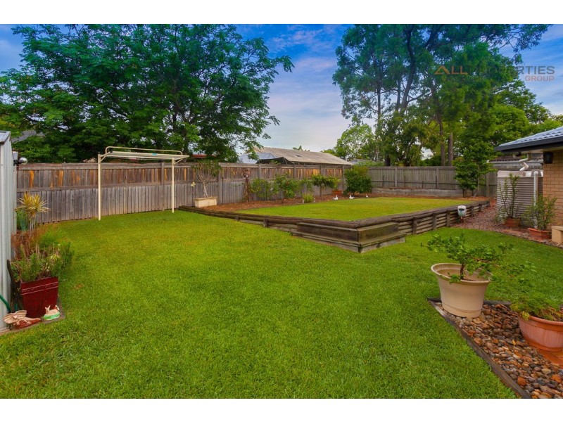 49 Hickory Street, Marsden QLD 4132
