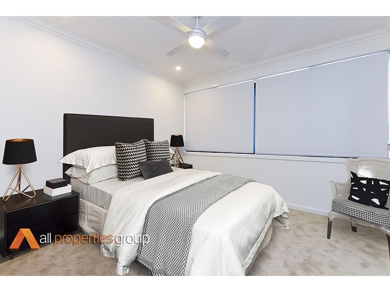 18/370 Pine Mountain Rd, Carindale QLD 4152