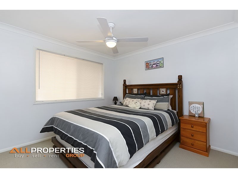 25 Gunee Place, Parkinson QLD 4115