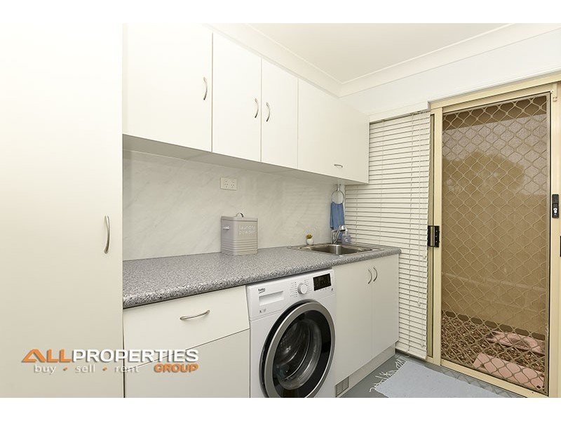 25 Gunee Place, Parkinson QLD 4115