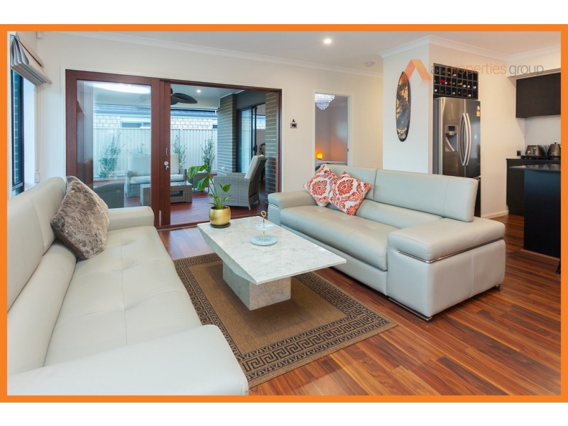 6 Bosewell St, Regents Park QLD 4118