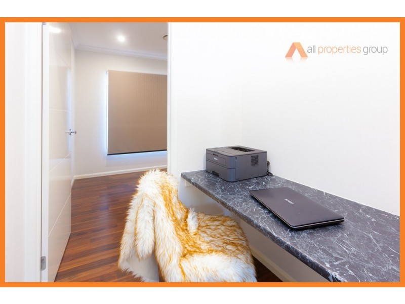 6 Bosewell St, Regents Park QLD 4118