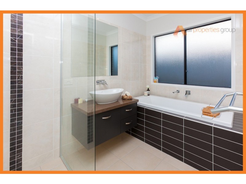 6 Bosewell St, Regents Park QLD 4118