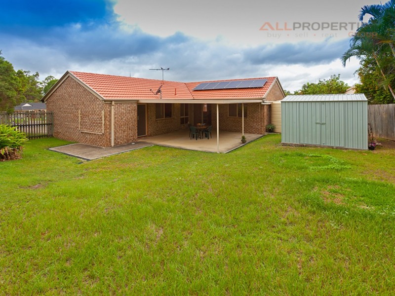 18 Park Close, Hillcrest QLD 4118