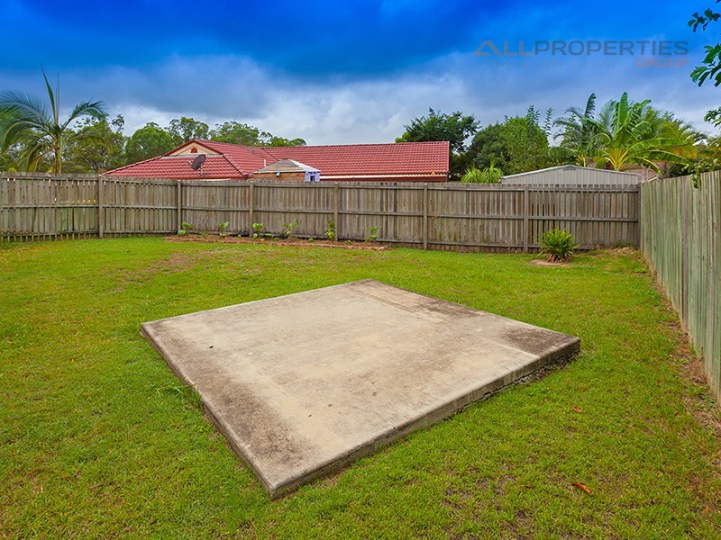 18 Park Close, Hillcrest QLD 4118