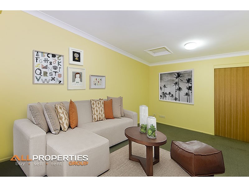 24 HEDERA STREET, Regents Park QLD 4118