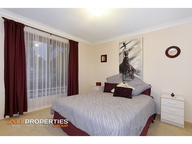 24 HEDERA STREET, Regents Park QLD 4118