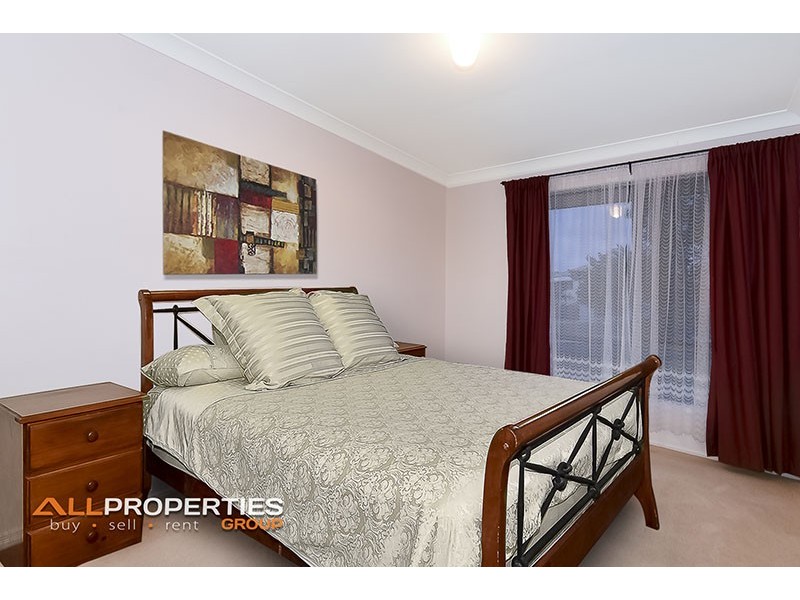 24 HEDERA STREET, Regents Park QLD 4118