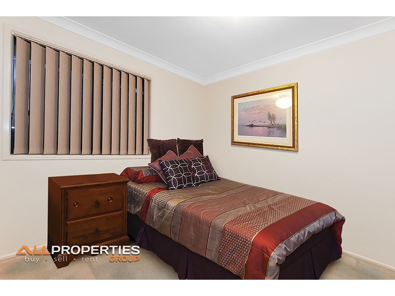 24 HEDERA STREET, Regents Park QLD 4118