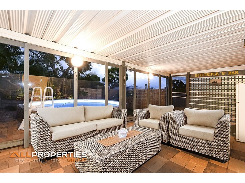 24 HEDERA STREET, Regents Park QLD 4118