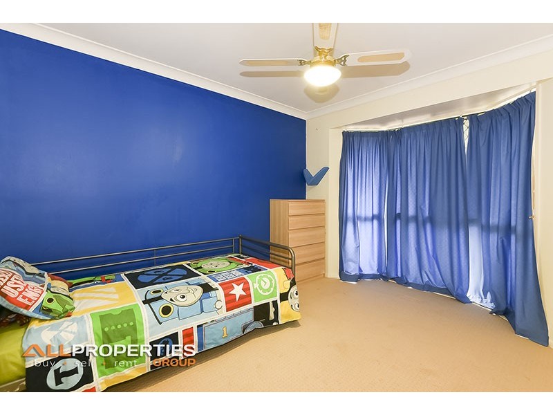 2 LUTEA CLOSE, Regents Park QLD 4118