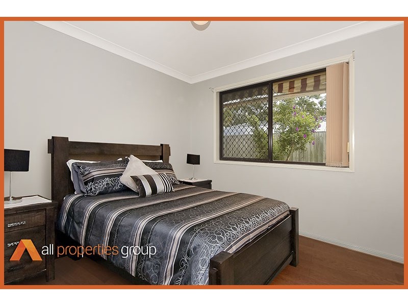 109 LAMBERTH ROAD, Regents Park QLD 4118