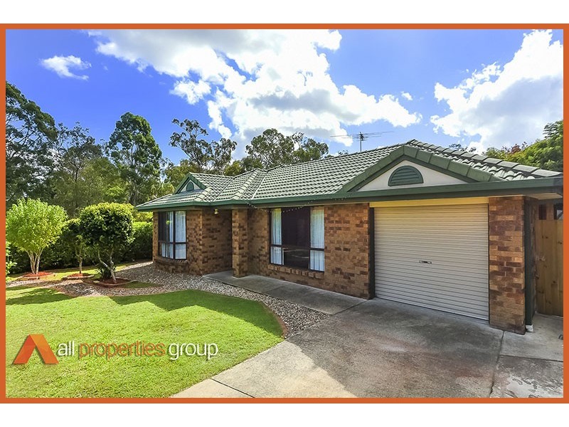 109 LAMBERTH ROAD, Regents Park QLD 4118