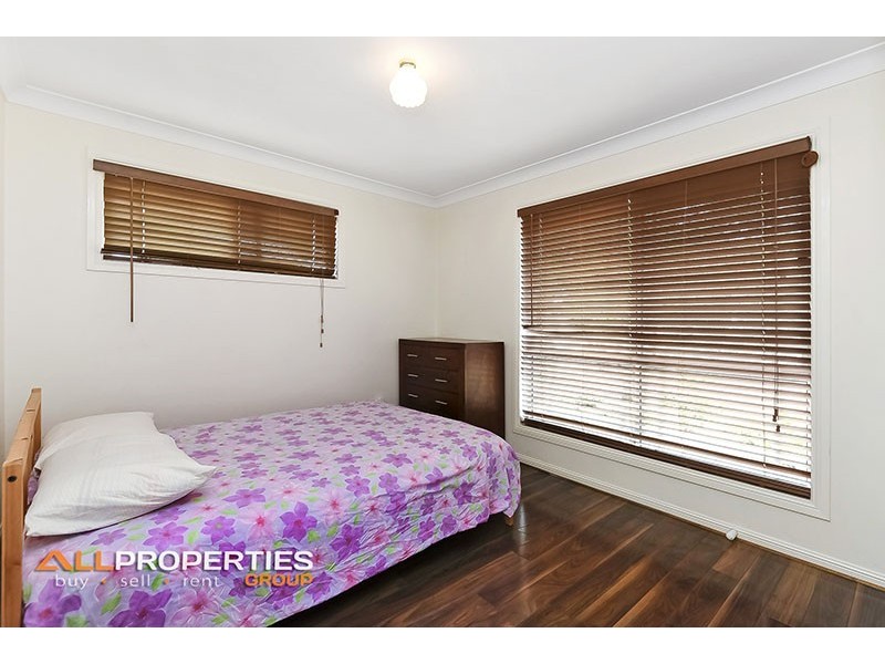 77 BUSHLAND DRIVE, Regents Park QLD 4118