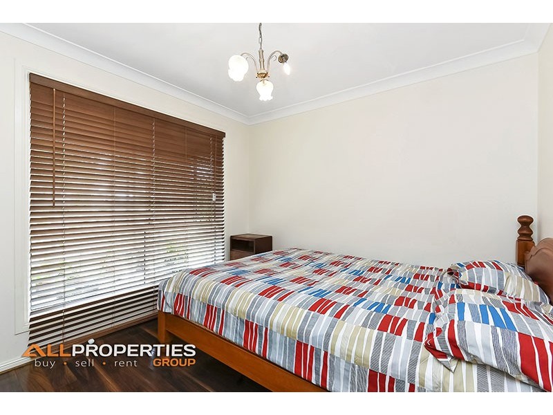 77 BUSHLAND DRIVE, Regents Park QLD 4118