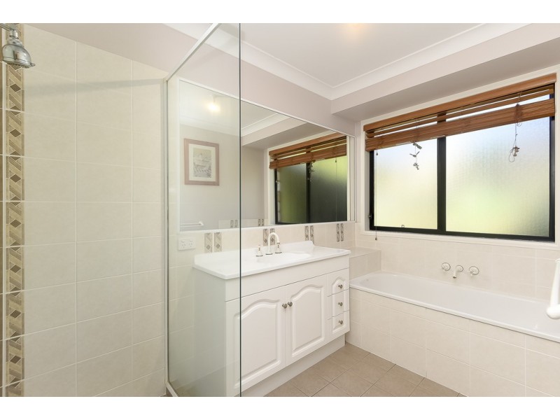 224-230 Stoney Camp Rd, Park Ridge South QLD 4125