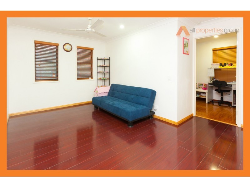 Parkinson QLD 4115