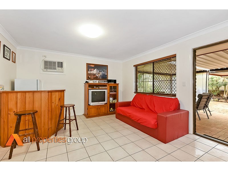 49 CIANTHUS STREET, Regents Park QLD 4118