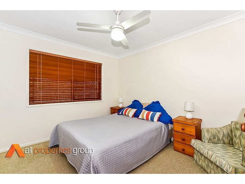 49 CIANTHUS STREET, Regents Park QLD 4118