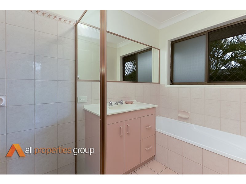 49 CIANTHUS STREET, Regents Park QLD 4118