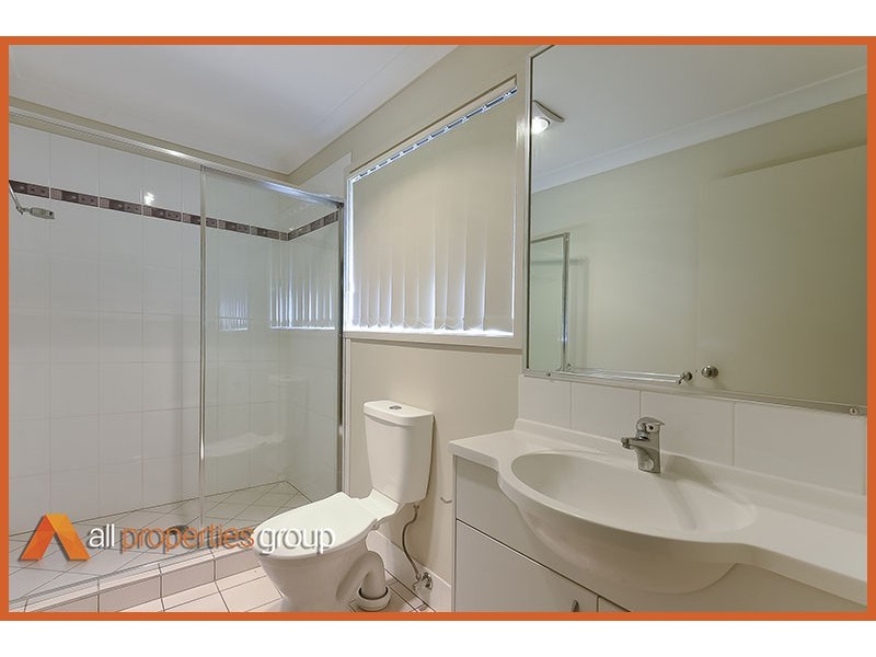 3 Serenity Court, Crestmead QLD 4132