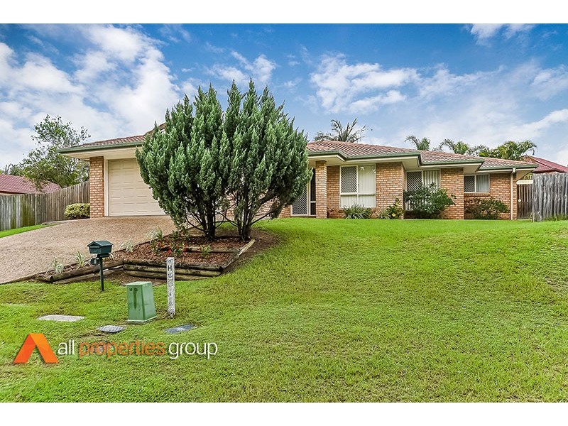 8 BENJAMINA CIRCUIT, Regents Park QLD 4118