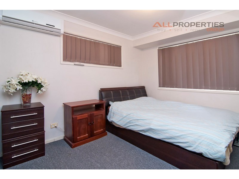 35 Laricina Cct, Forest Lake QLD 4078