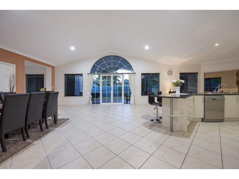15 LEMA CIRCUIT, Kuraby QLD 4112