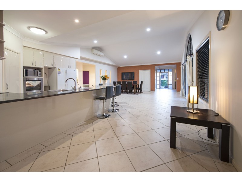 15 LEMA CIRCUIT, Kuraby QLD 4112