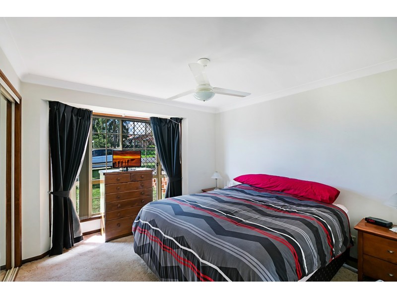 22 Gainsborough dr, Glenvale QLD 4350